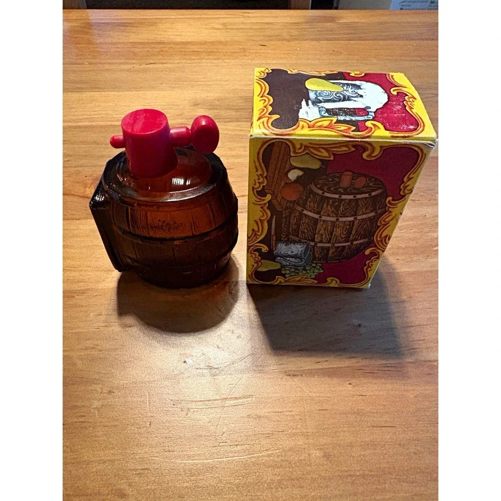 Avon Spicy After Shave On Tap Barrel Bottle with Box